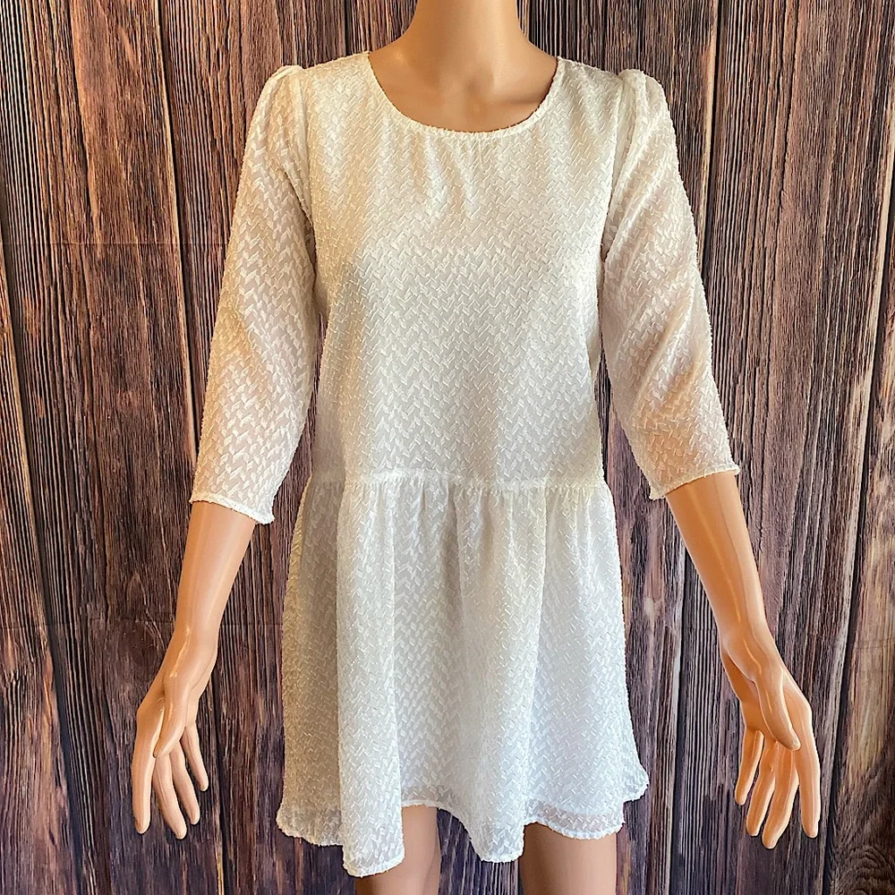 Lucca Couture NWOT size small beautiful white pattern summer sun dress
